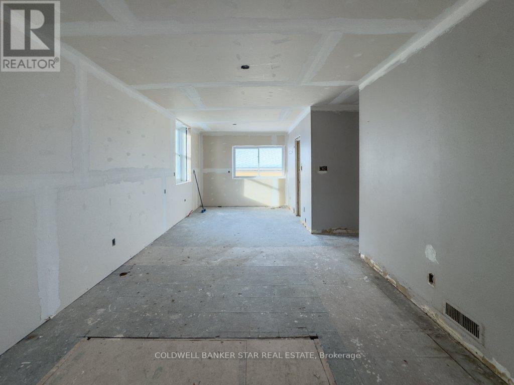 14 St Catharine Street S, St. Thomas, Ontario  N5P 2V6 - Photo 34 - X12589062