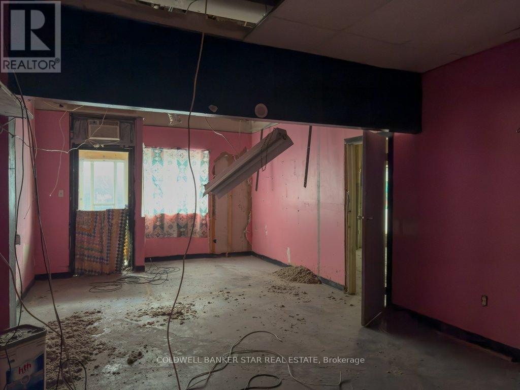 14 St Catharine Street S, St. Thomas, Ontario  N5P 2V6 - Photo 25 - X12589062