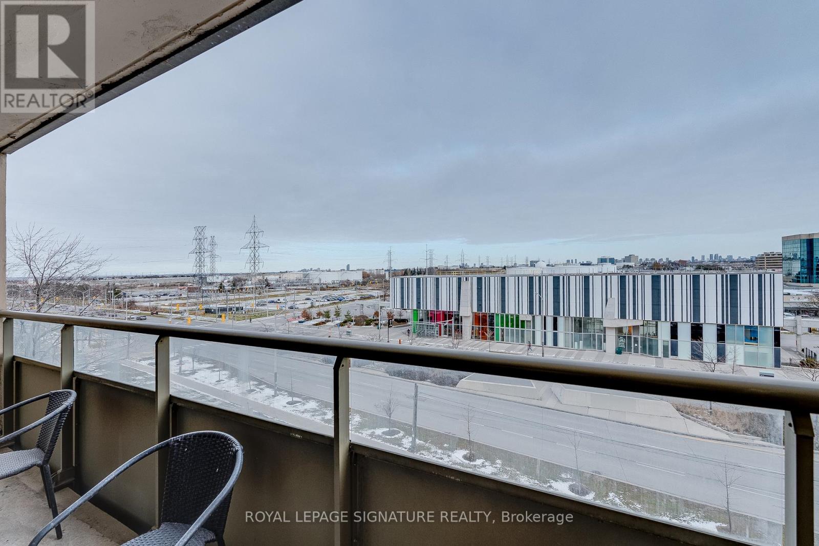 611 - 1 Four Winds Drive, Toronto, Ontario  M3J 2T1 - Photo 7 - W12593314