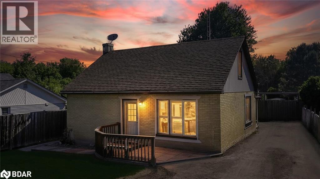 2139 Adjala-Tecumseth Townline, Tottenham, Ontario  L0G 1W0 - Photo 2 - 40786727