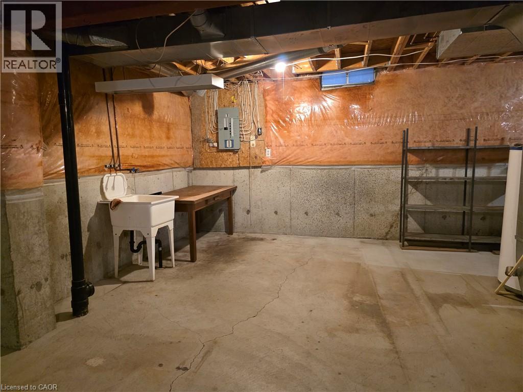 537 Westman Avenue, Peterborough, Ontario  K9K 2E6 - Photo 33 - 40781567