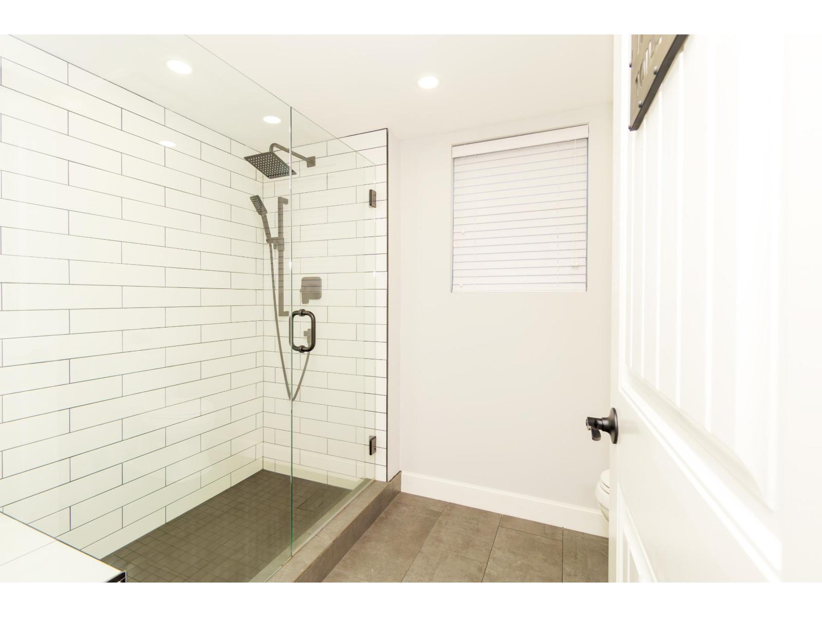 4505 196th Street, Surrey, British Columbia  V3Z 0L7 - Photo 13 - R3070995