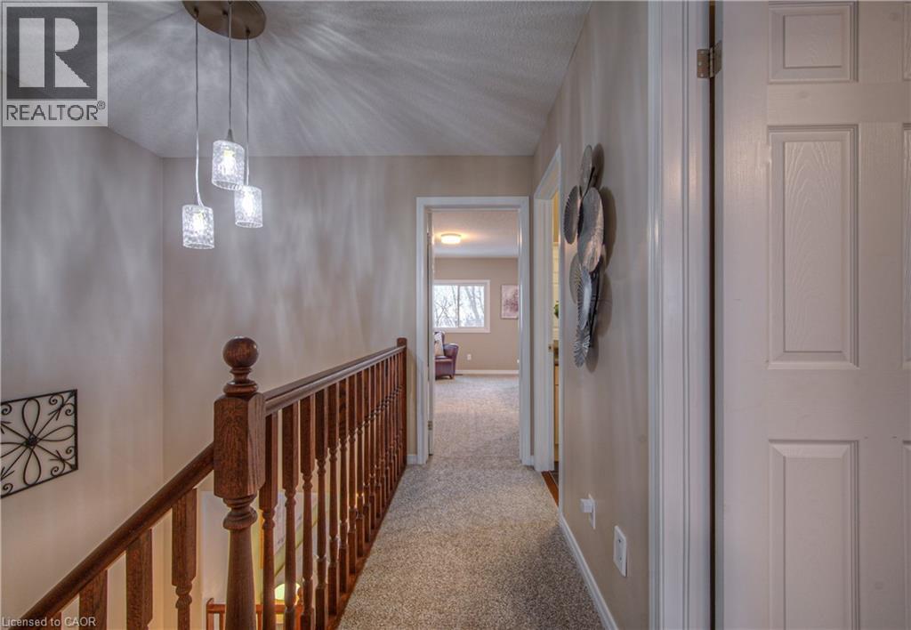 385 Westmeadow Drive, Kitchener, Ontario  N2N 3K8 - Photo 13 - 40790827