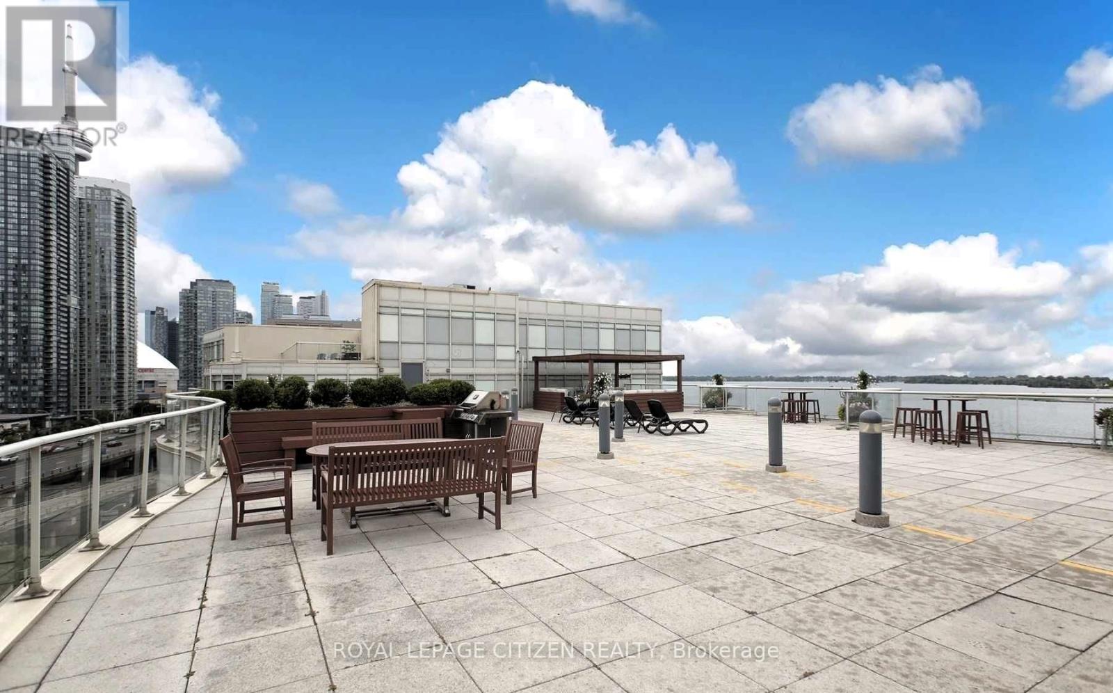 427 - 550 Queens Quay, Toronto, Ontario  M5V 3M8 - Photo 45 - C12593716