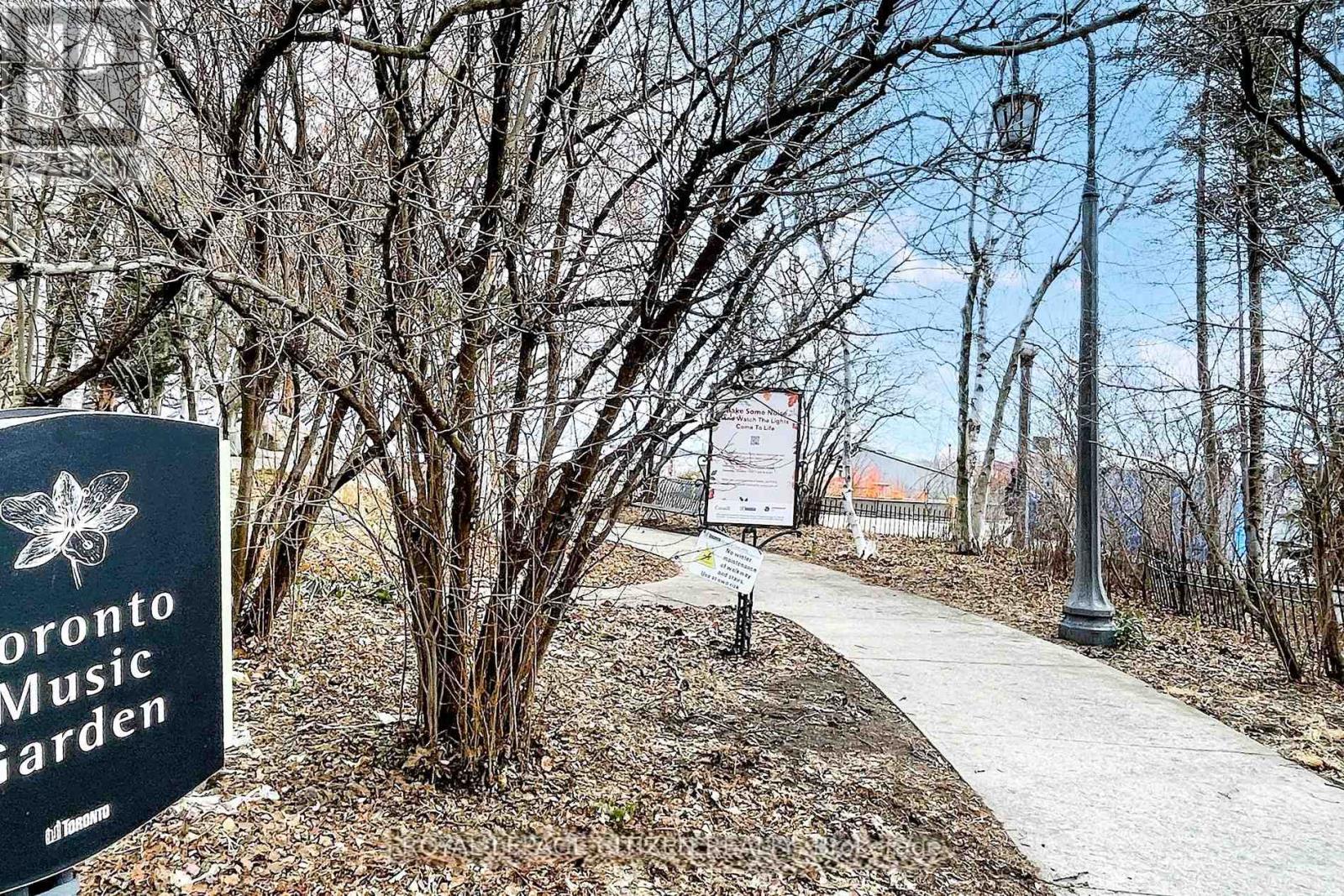 427 - 550 Queens Quay, Toronto, Ontario  M5V 3M8 - Photo 49 - C12593716