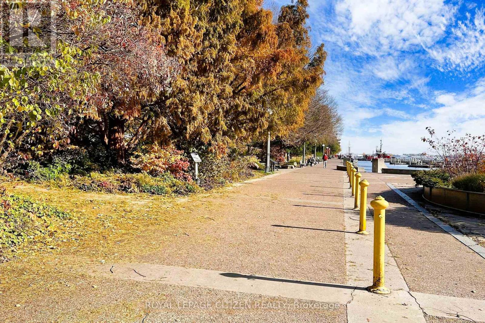 427 - 550 Queens Quay, Toronto, Ontario  M5V 3M8 - Photo 50 - C12593716