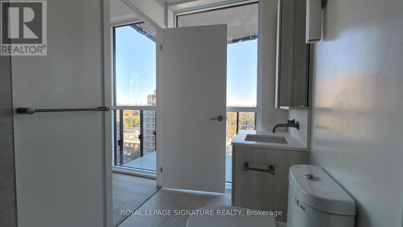 1309 - 110 Broadway Avenue, Toronto, Ontario  M4P 1V7 - Photo 18 - C12593760