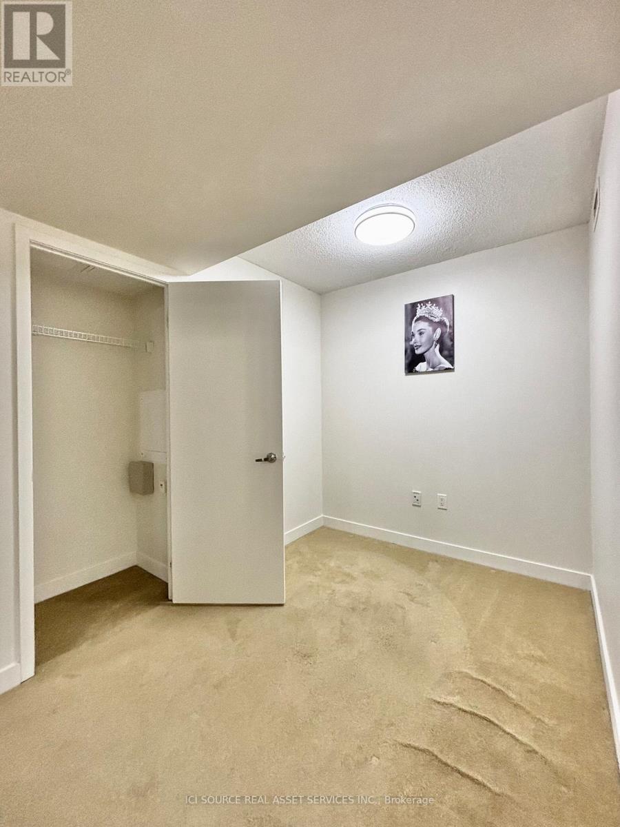 4908 - 11 Brunel Court, Toronto, Ontario M5V 3Y3 - Photo 8 - C12593766