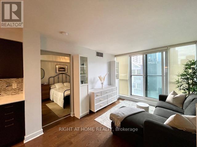 705 - 320 Richmond Street E, Toronto, Ontario M5A 1P9 - Photo 18 - C12593774