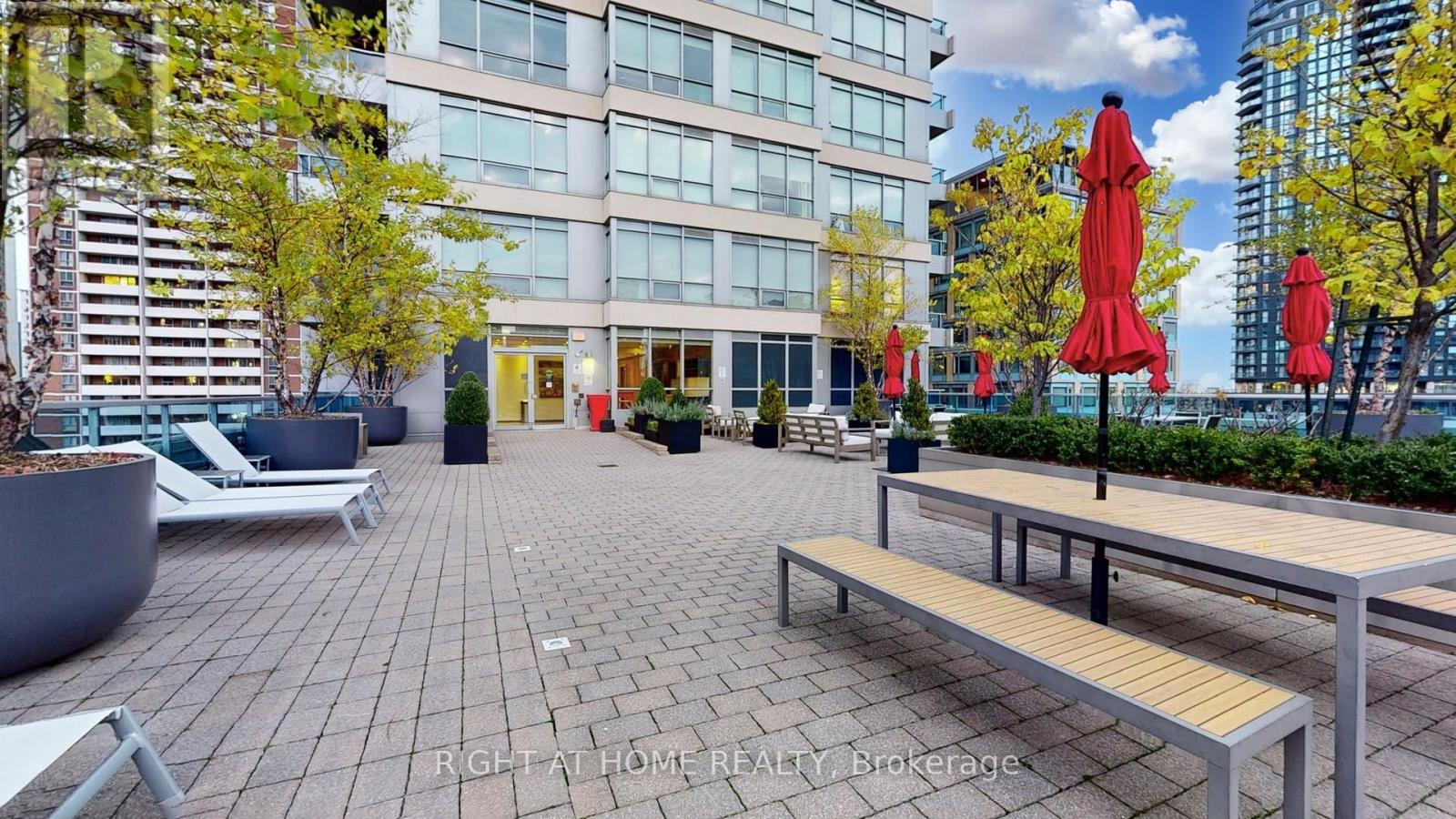 2604 - 500 Sherbourne Street, Toronto, Ontario  M4X 1L1 - Photo 30 - C12593814