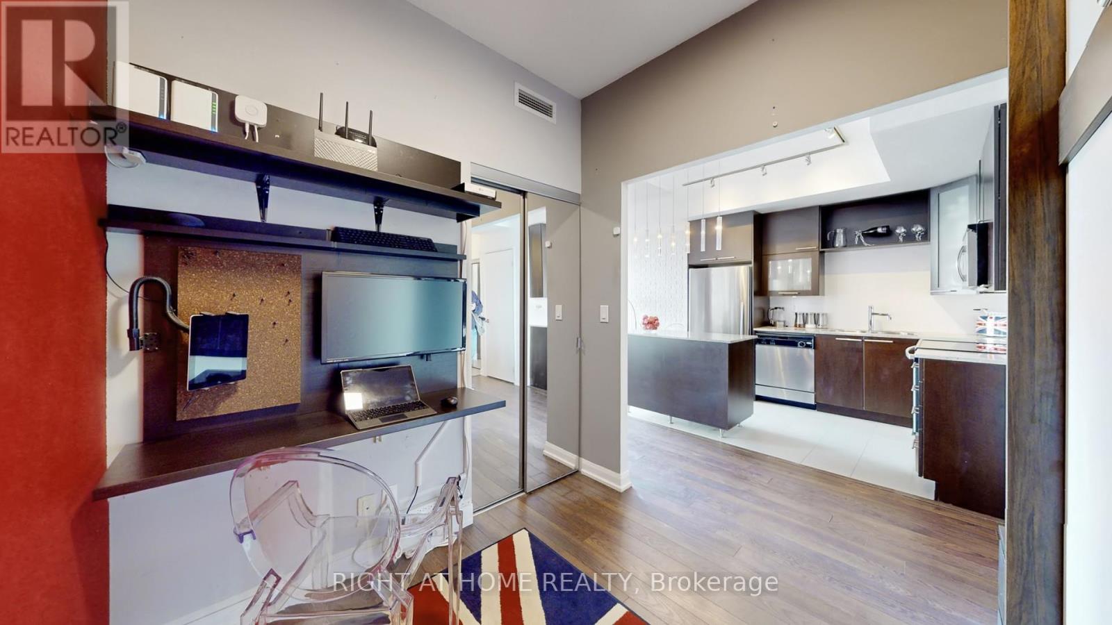 2604 - 500 Sherbourne Street, Toronto, Ontario  M4X 1L1 - Photo 32 - C12593814