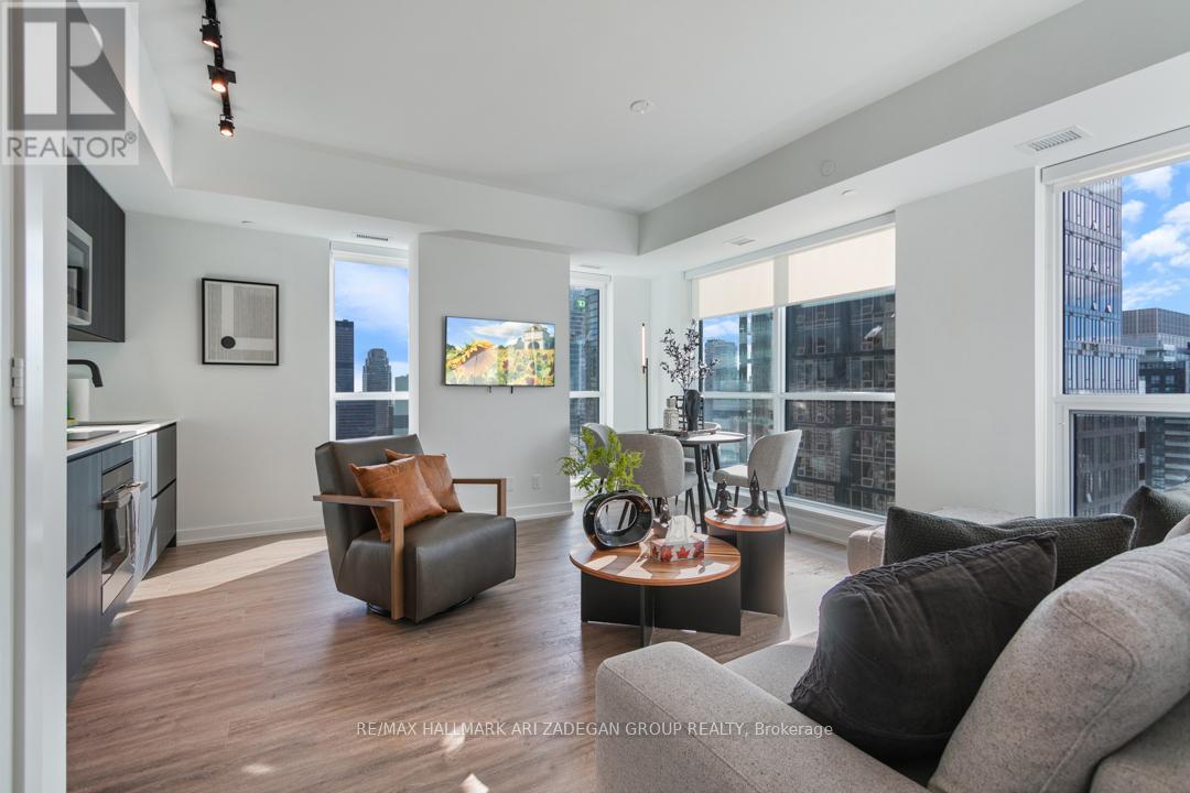 4402 - 327 King Street W, Toronto (Waterfront Communities), Ontario  M5V 0W7 - Photo 19 - C12593908