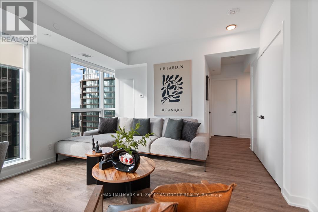 4402 - 327 King Street W, Toronto (Waterfront Communities), Ontario  M5V 0W7 - Photo 2 - C12593908