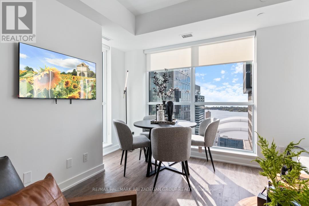 4402 - 327 King Street W, Toronto (Waterfront Communities), Ontario  M5V 0W7 - Photo 3 - C12593908