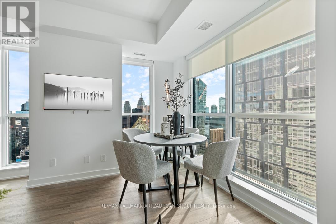 4402 - 327 King Street W, Toronto (Waterfront Communities), Ontario  M5V 0W7 - Photo 6 - C12593908