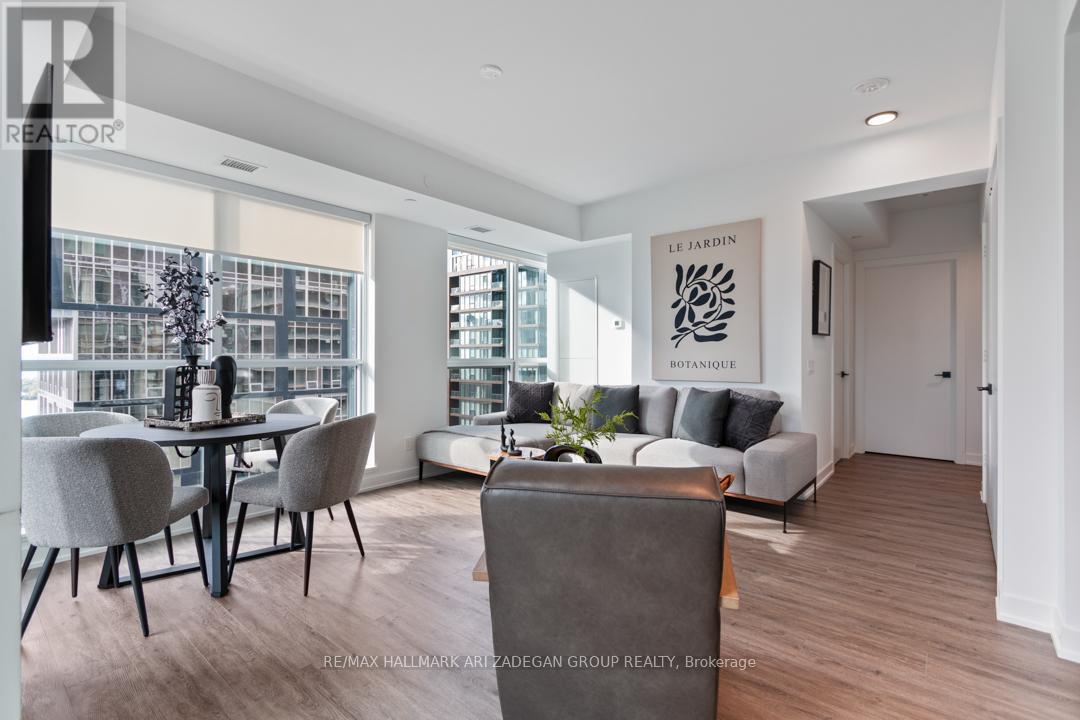 4402 - 327 King Street W, Toronto (Waterfront Communities), Ontario  M5V 0W7 - Photo 8 - C12593908