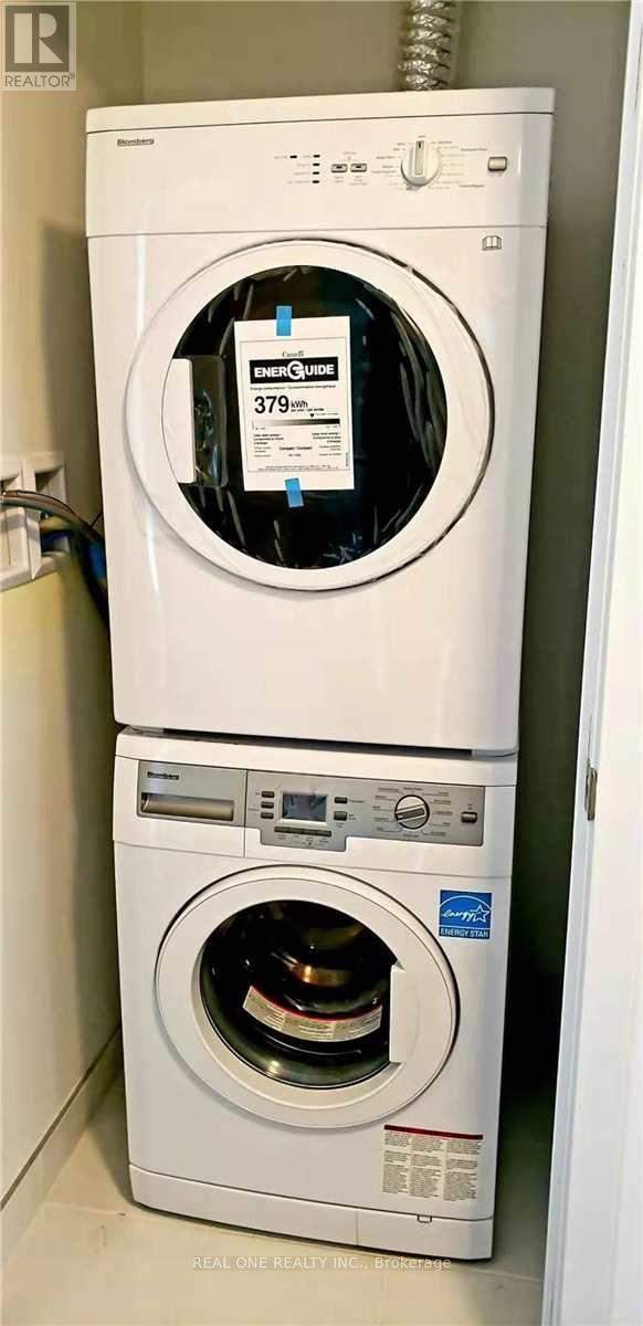 5607 - 11 Wellesley Street W, Toronto, Ontario  M4Y 0G4 - Photo 6 - C12593926