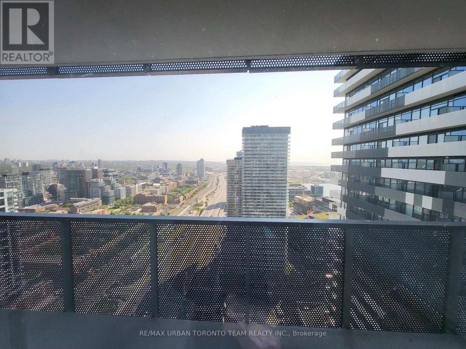 4607 - 55 Cooper Street, Toronto, Ontario  M5E 0G1 - Photo 3 - C12593946