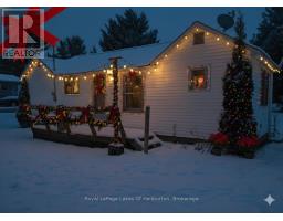 1080 ST. PETER'S ROAD, Algonquin Highlands, Ontario