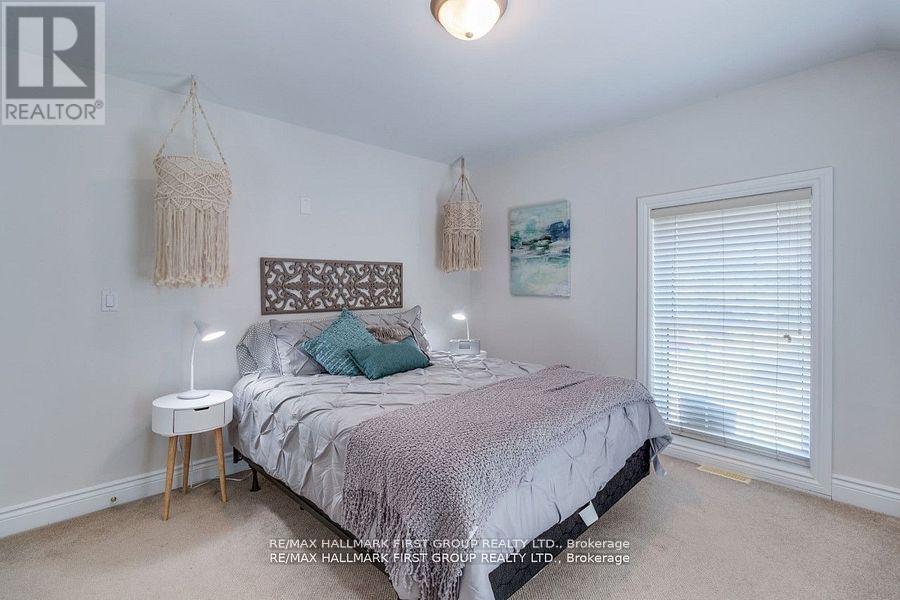 Main & 2nd Level - 26 Whiting Avenue, Oshawa, Ontario L1H 3T3 - Photo 10 - E12593666