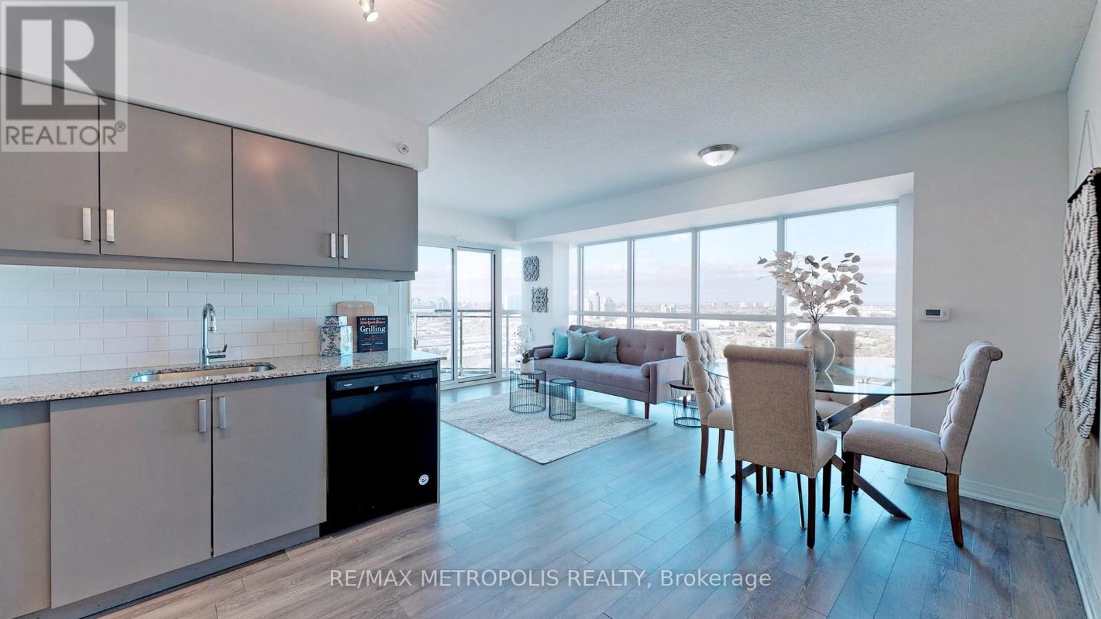 Unknown Address, ,     - Photo 15 - E12593680