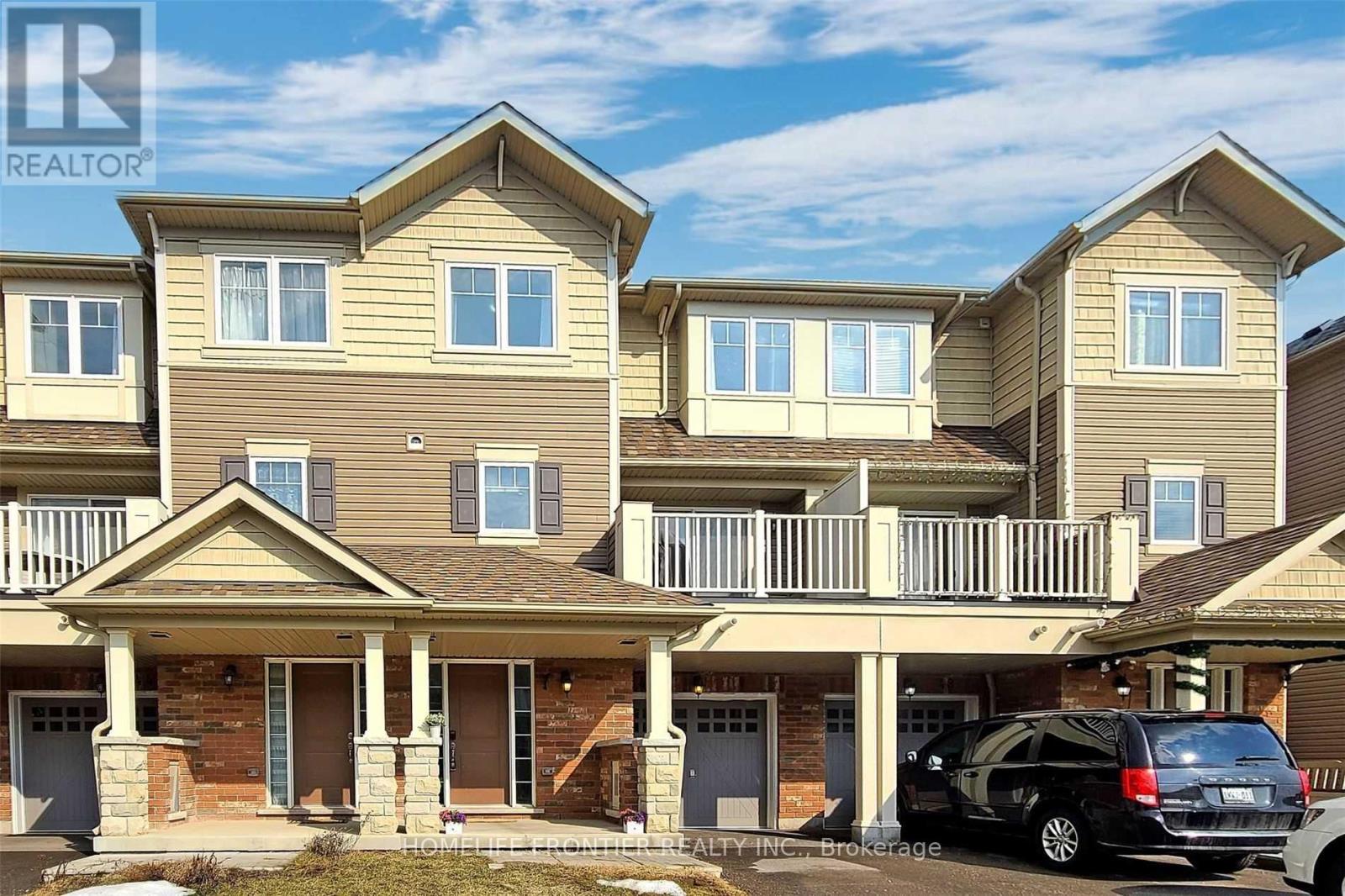 46 Artania Street, Oshawa (Windfields), Ontario  L1L 0E7 - Photo 2 - E12593754