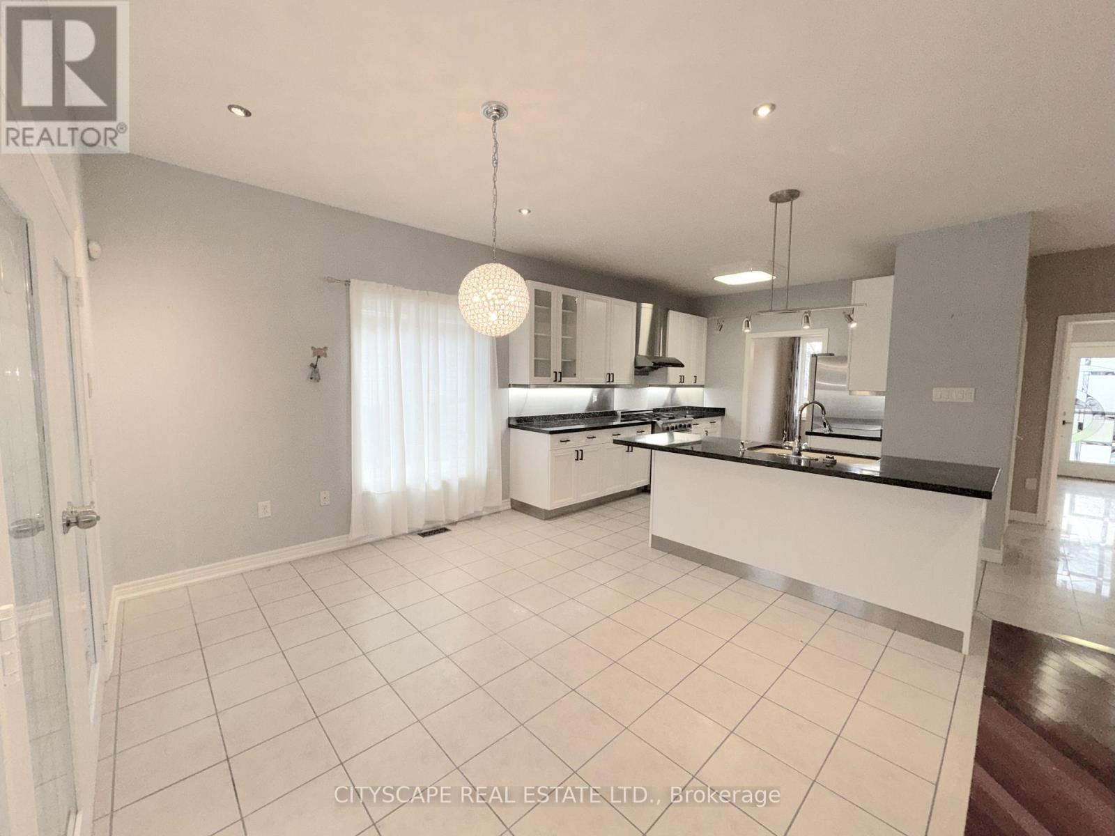 114 Hoile Drive, Ajax, Ontario  L1Z 1N6 - Photo 14 - E12593810