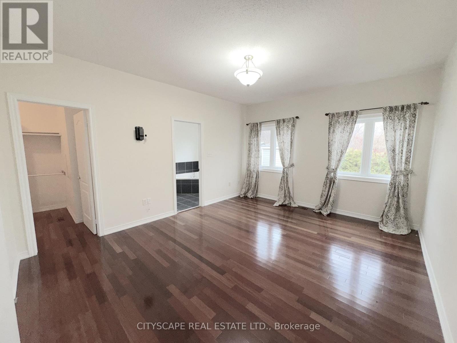 114 Hoile Drive, Ajax, Ontario  L1Z 1N6 - Photo 19 - E12593810