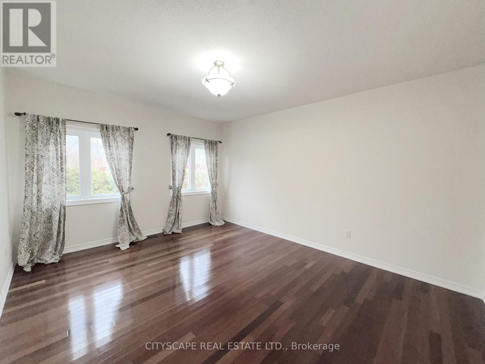 114 Hoile Drive, Ajax, Ontario  L1Z 1N6 - Photo 20 - E12593810