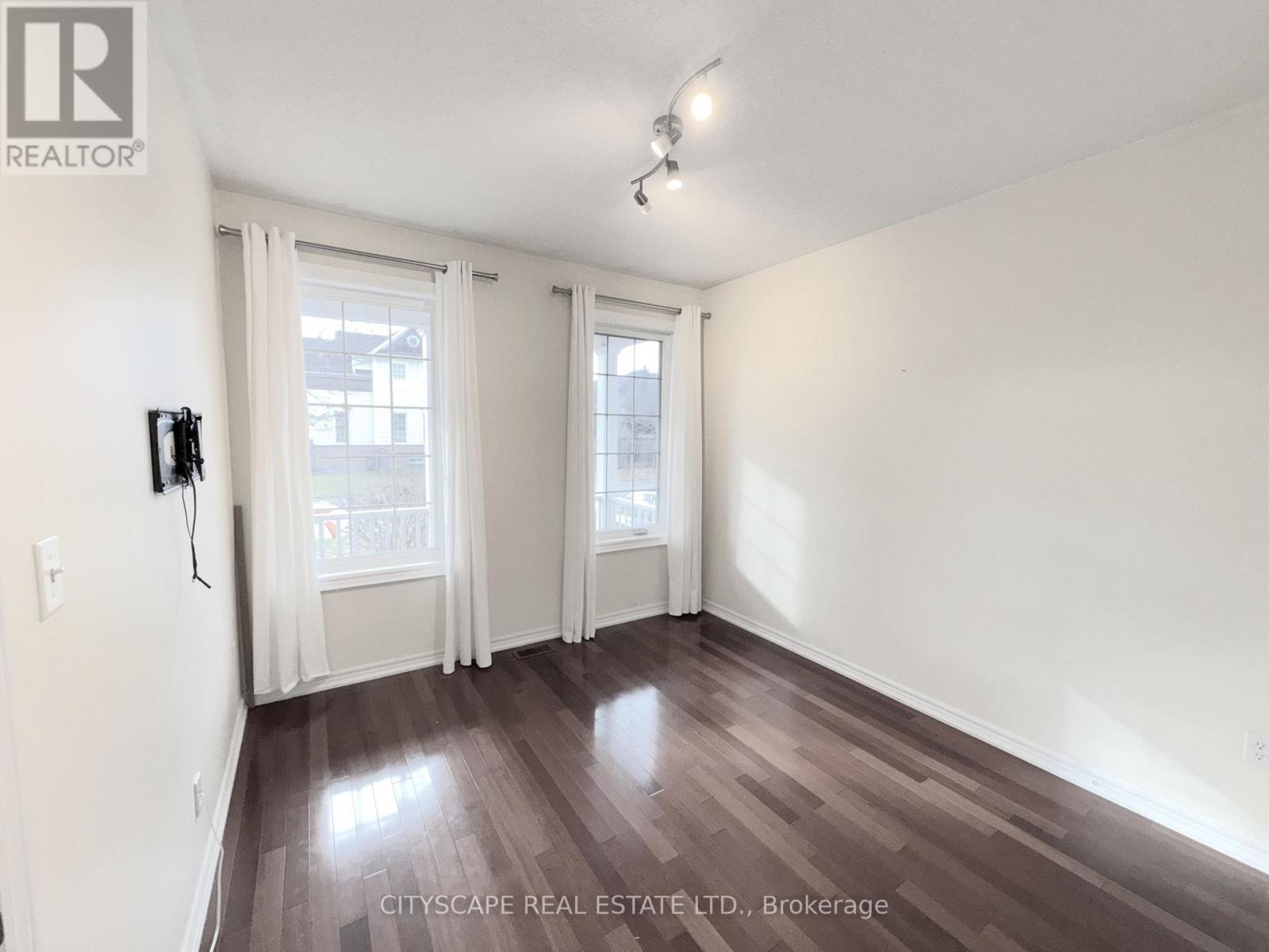 114 Hoile Drive, Ajax, Ontario  L1Z 1N6 - Photo 24 - E12593810