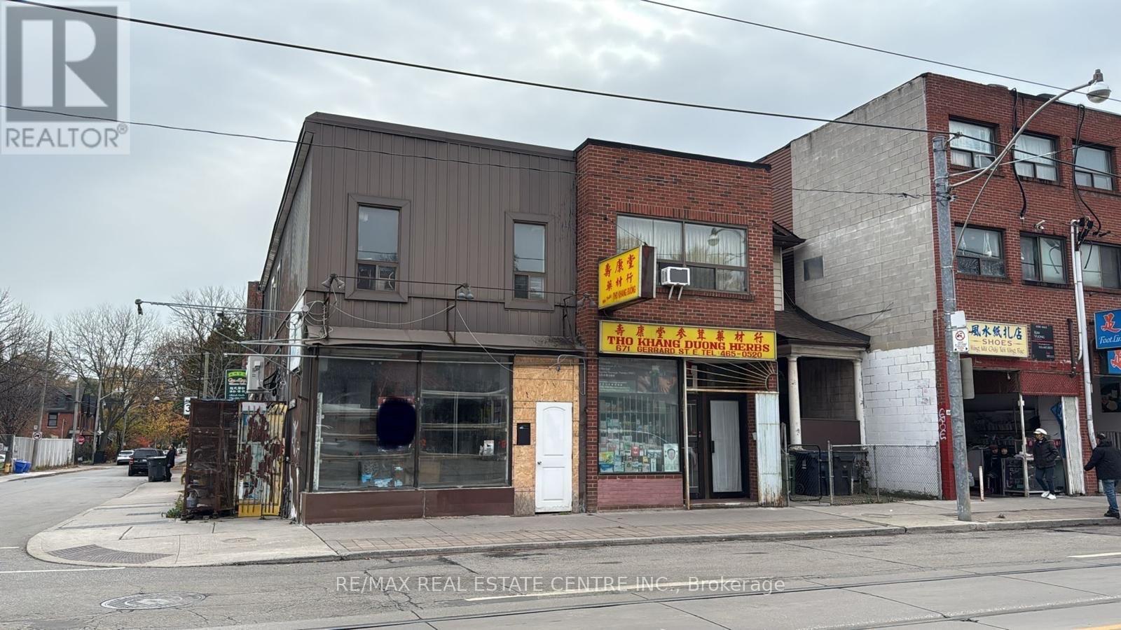 673 Gerrard Street E, Toronto, Ontario  M4M 1Y2 - Photo 3 - E12593890