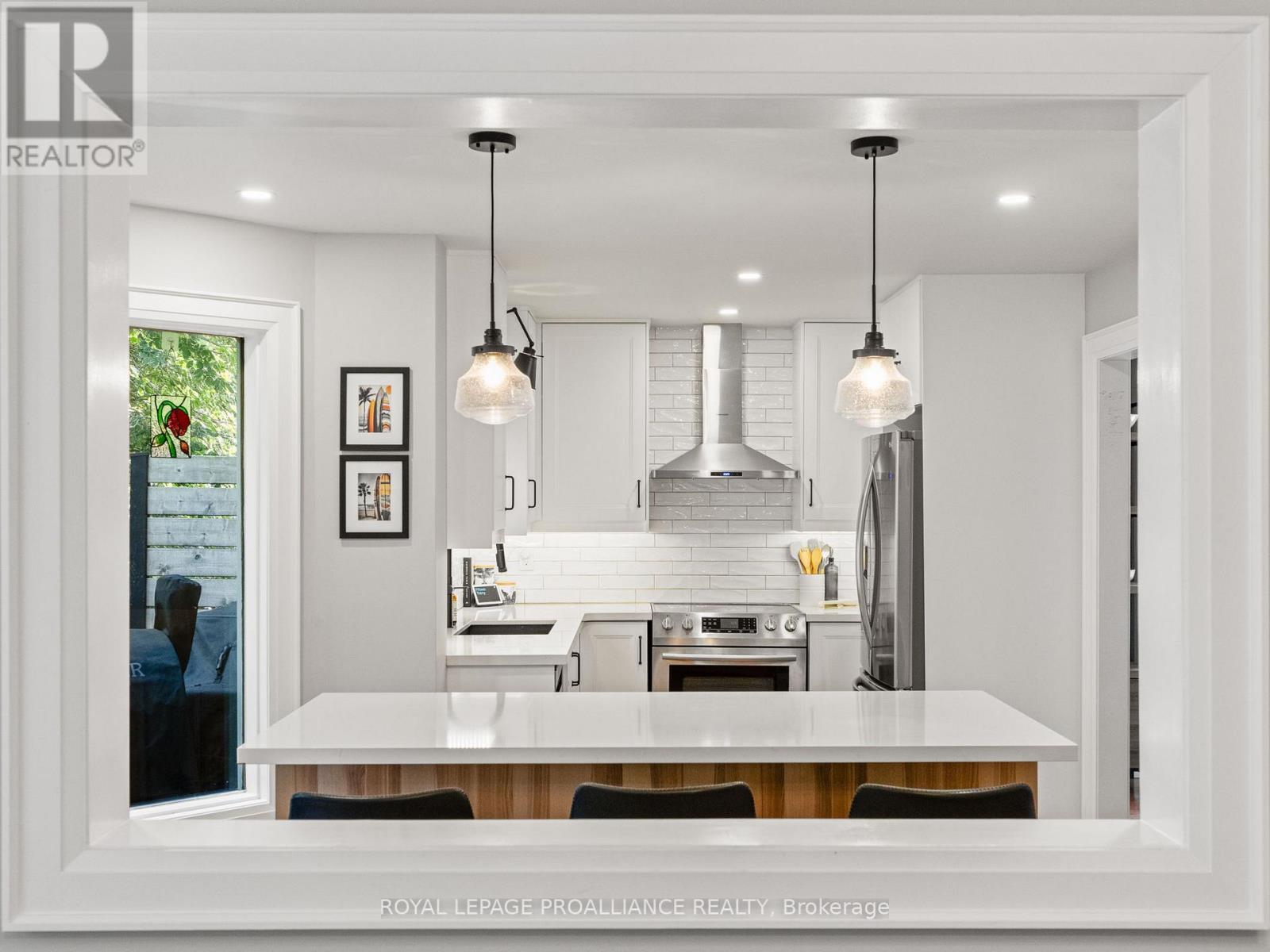 1024 Frei Street, Cobourg, Ontario K9A 5L4 - Photo 11 - X12465484