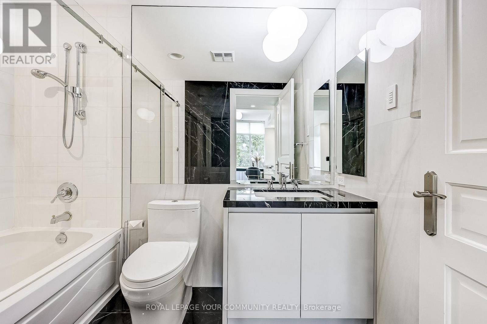 304 - 7071 Bayview Avenue, Markham (Bayview Glen), Ontario  L3T 7Y8 - Photo 32 - N12593748