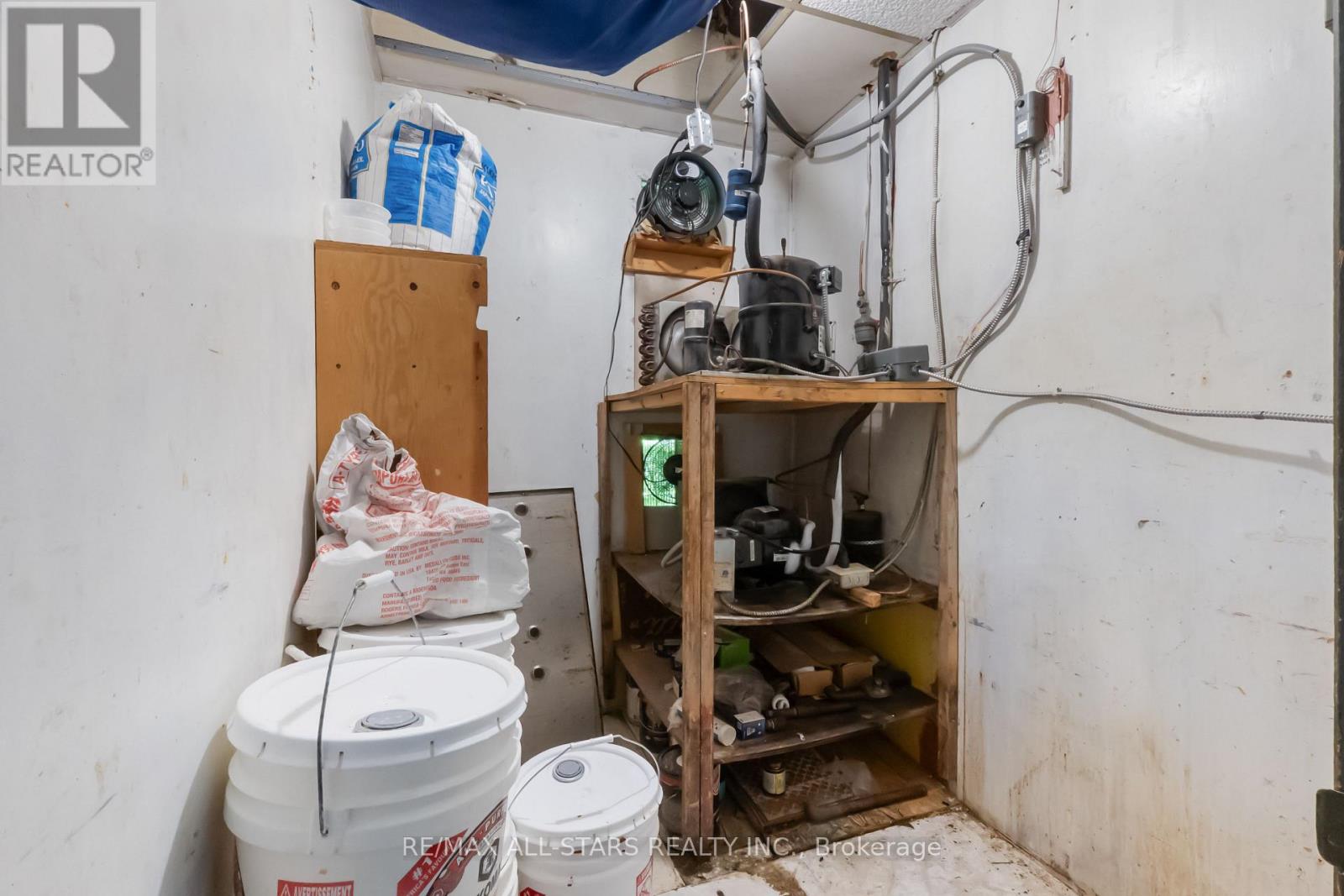 289 The Queensway Avenue S, Georgina, Ontario  L4P 2B4 - Photo 19 - N12593852