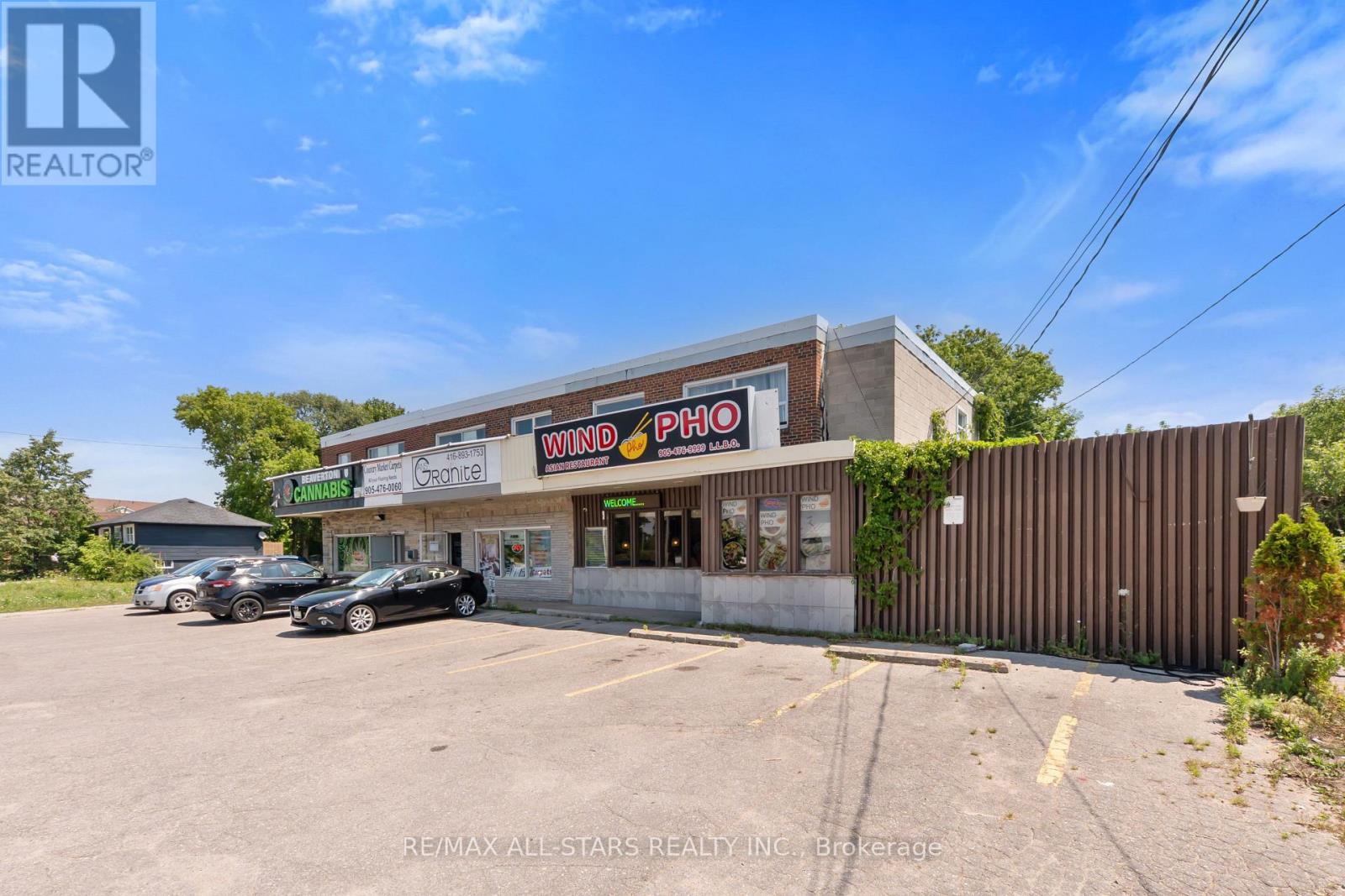 289 The Queensway Avenue S, Georgina, Ontario  L4P 2B4 - Photo 25 - N12593852