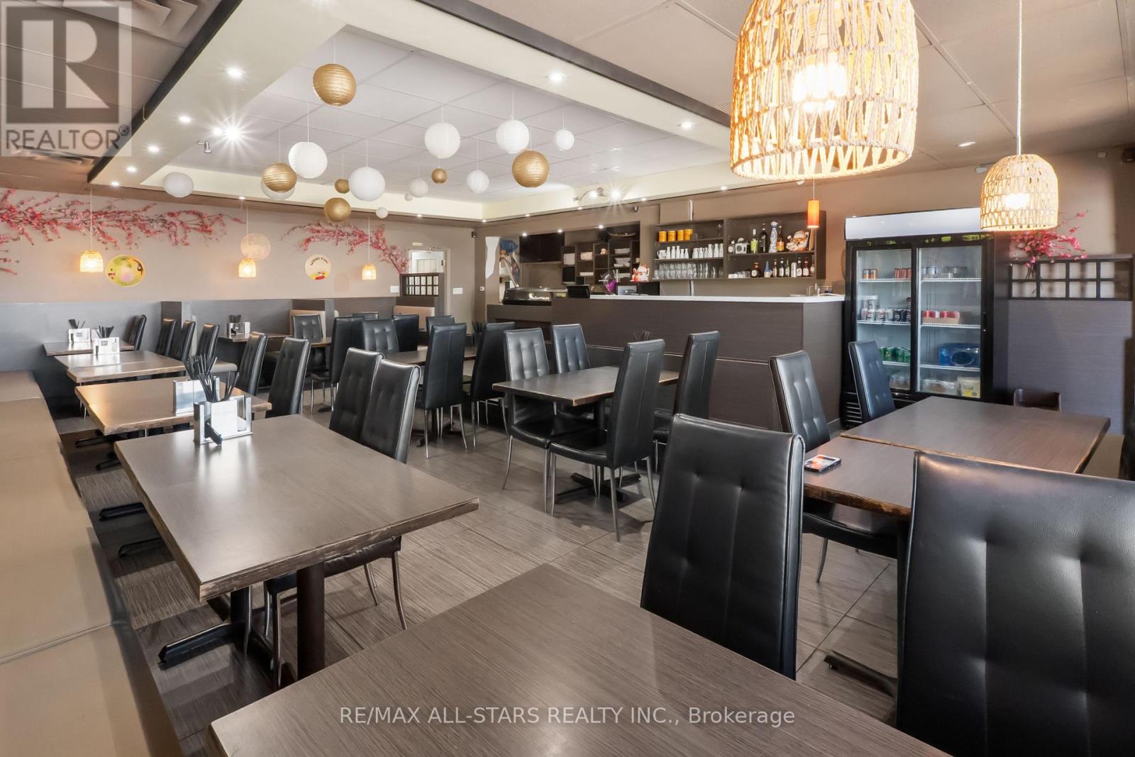 289 The Queensway Avenue S, Georgina, Ontario  L4P 2B4 - Photo 7 - N12593852