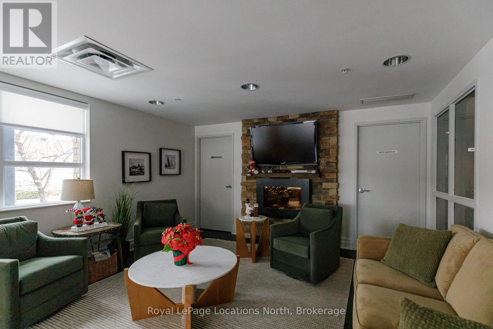 207 - 1 Shipyard Lane, Collingwood, Ontario L9Y 0W2 - Photo 39 - S12594074