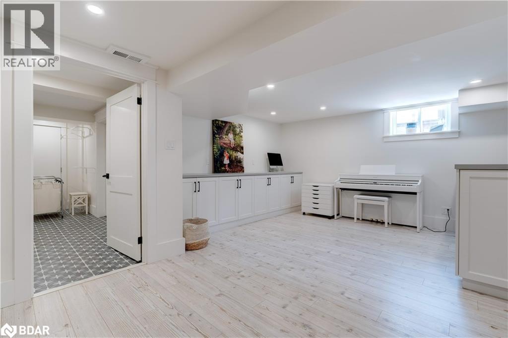 41 Fairwood Place E, Burlington, Ontario L7T 2B7 - Photo 30 - 40791474