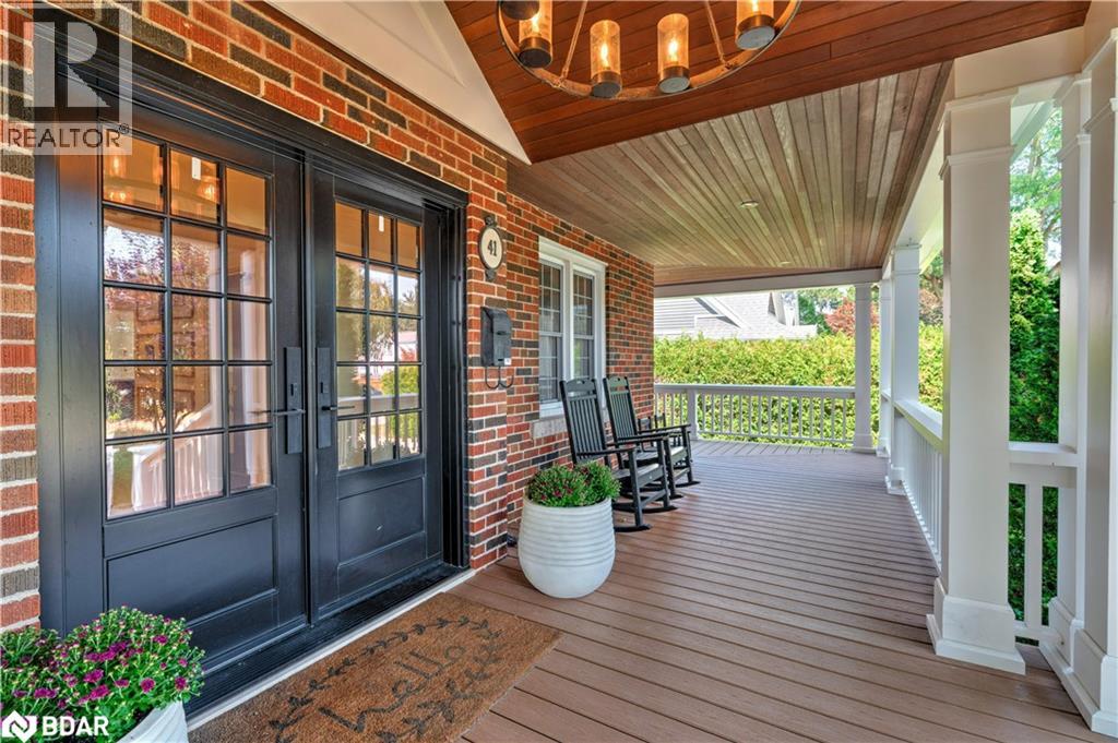 41 Fairwood Place E, Burlington, Ontario L7T 2B7 - Photo 3 - 40791474