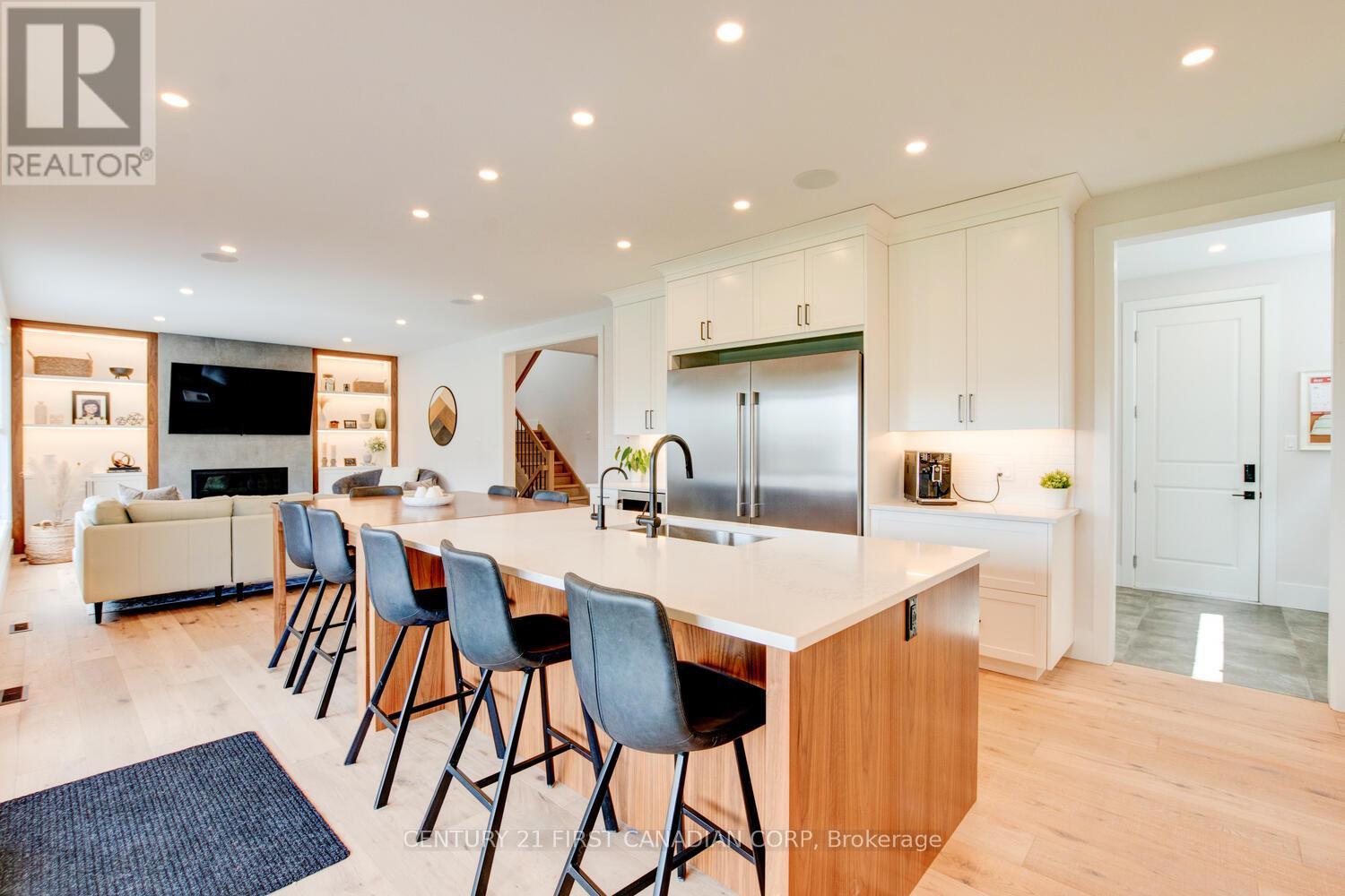 4386 Green Bend Road, London South, Ontario  N6P 0K9 - Photo 2 - X12593952