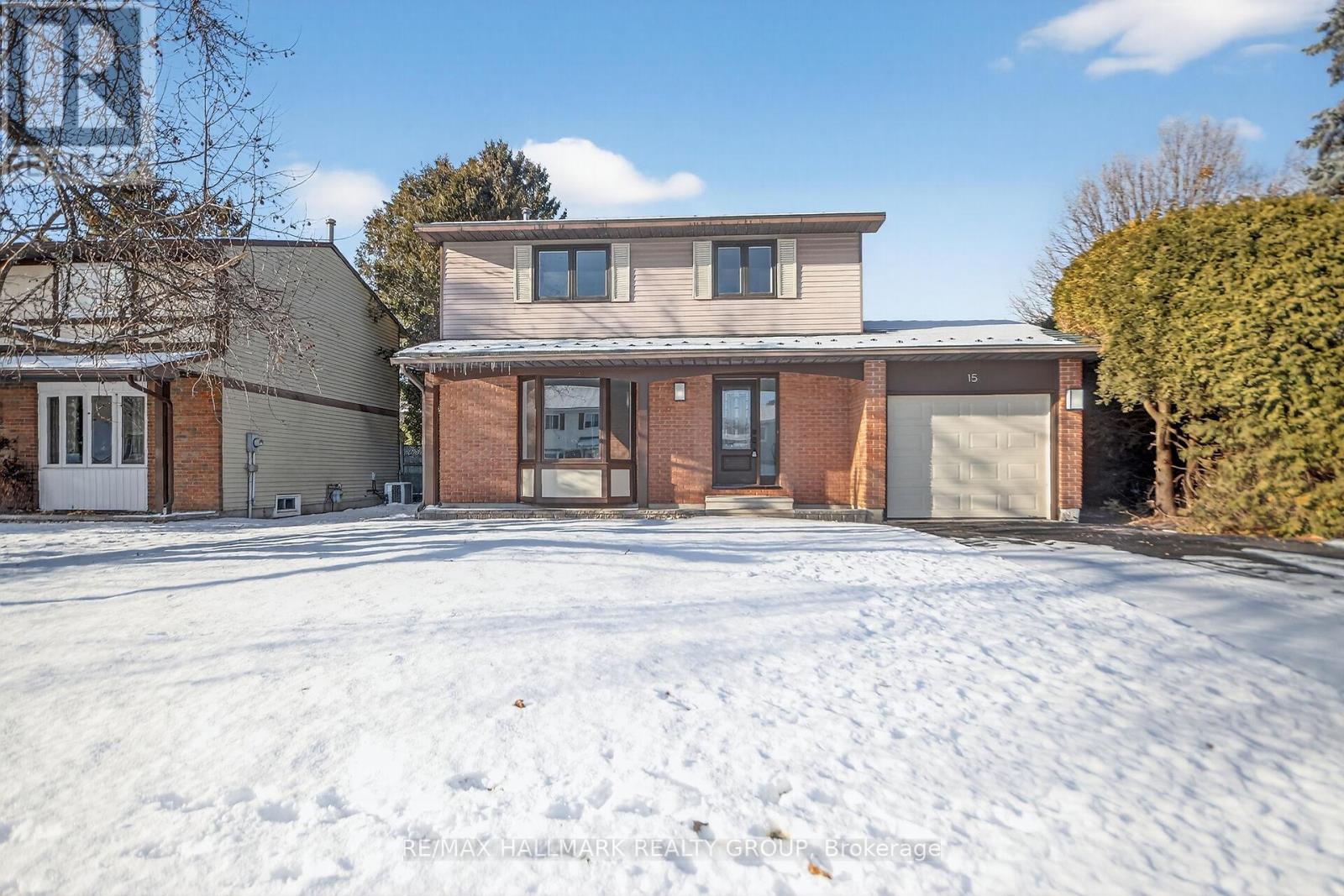15 SCHARF LANE, Ottawa, Ontario