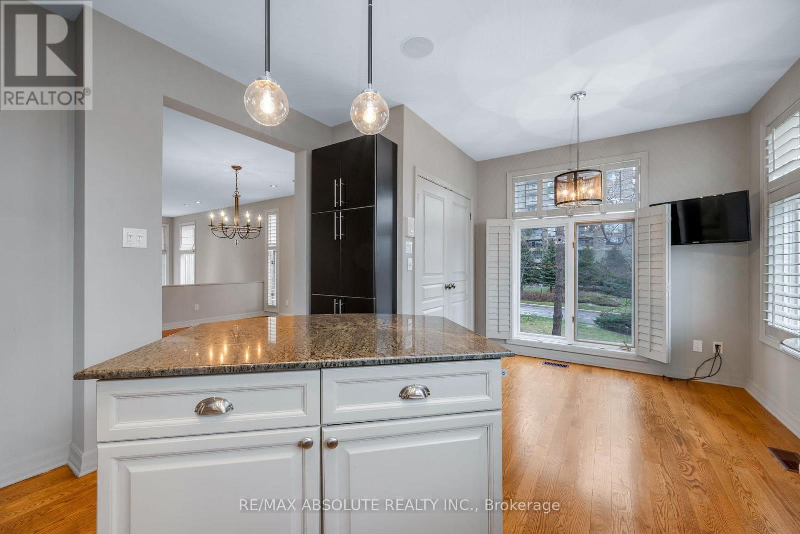 201 Clearview Avenue, Ottawa, Ontario  K1Z 1A8 - Photo 18 - X12594030