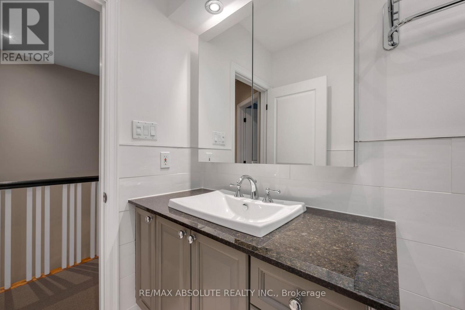 201 Clearview Avenue, Ottawa, Ontario  K1Z 1A8 - Photo 39 - X12594030