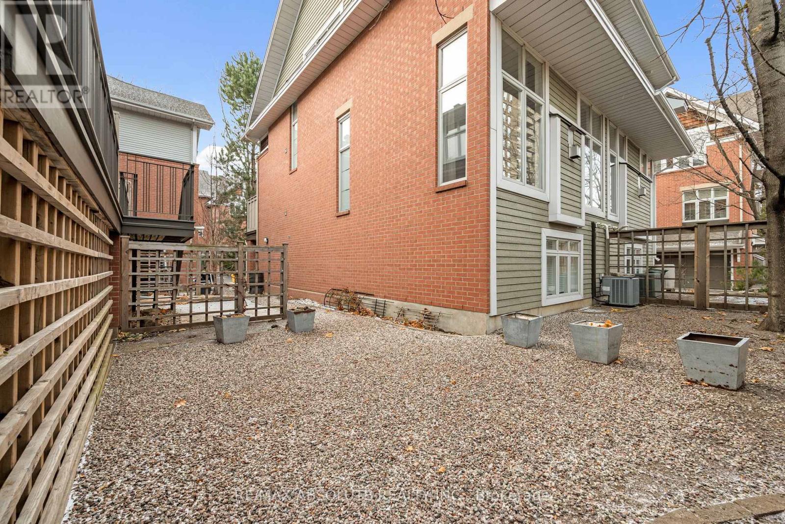 201 Clearview Avenue, Ottawa, Ontario  K1Z 1A8 - Photo 46 - X12594030