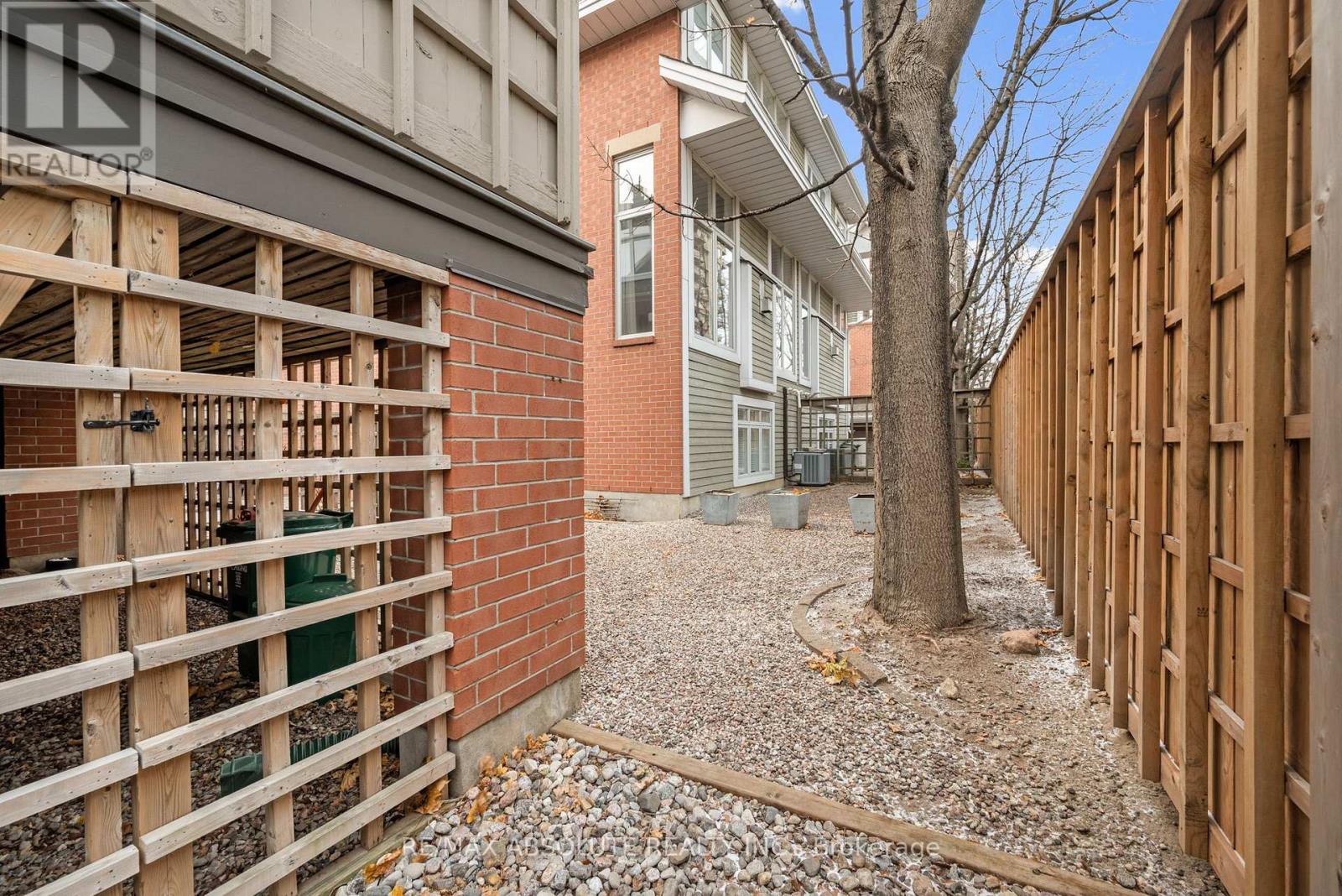 201 Clearview Avenue, Ottawa, Ontario  K1Z 1A8 - Photo 47 - X12594030