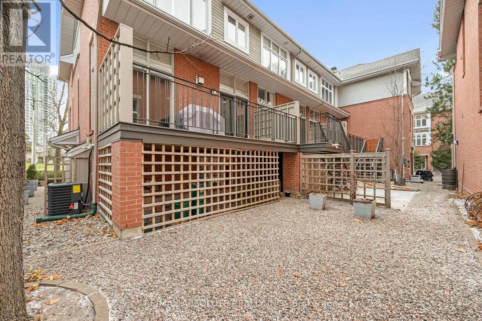 201 Clearview Avenue, Ottawa, Ontario  K1Z 1A8 - Photo 48 - X12594030