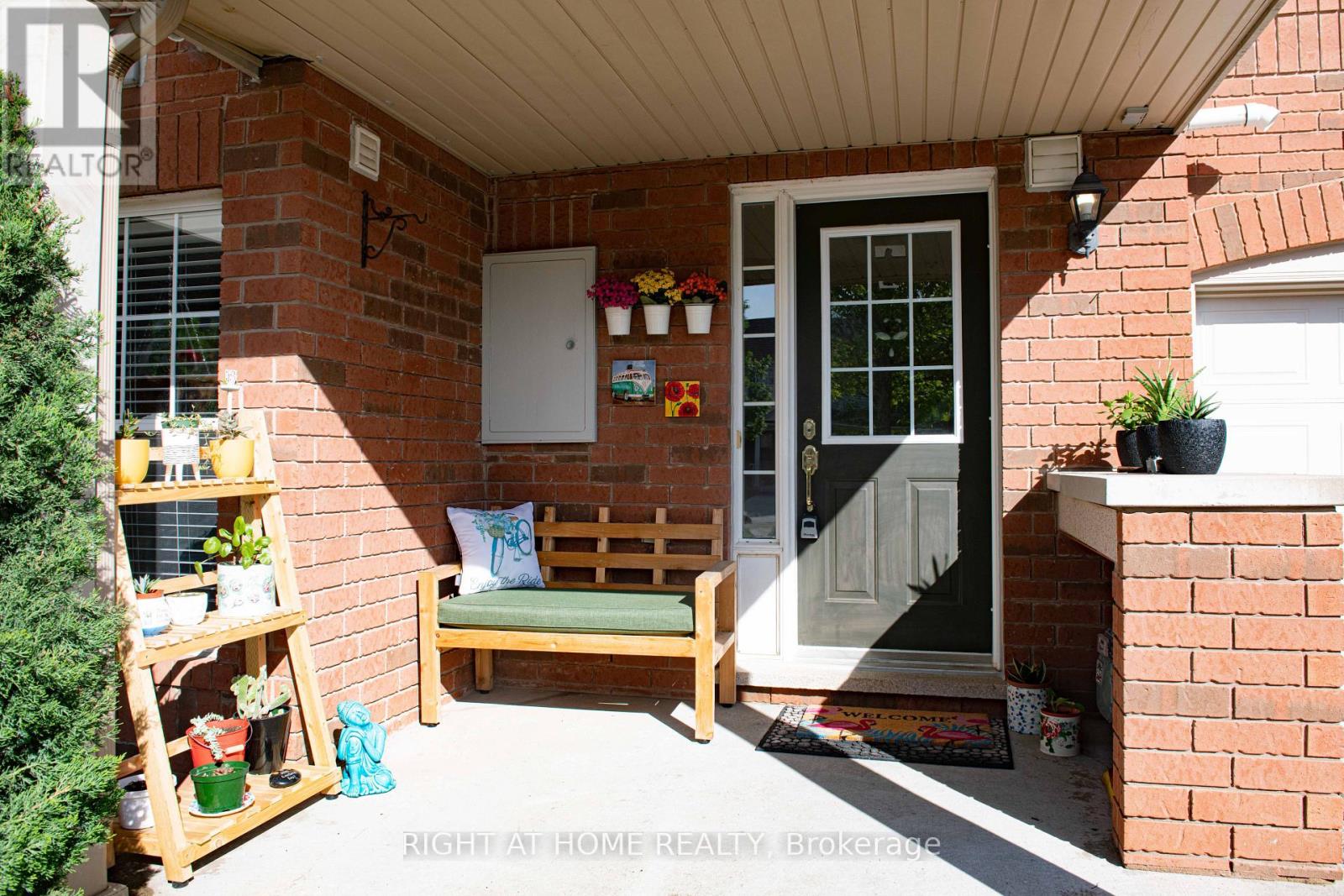 1159 Mcdowell Crescent, Milton, Ontario  L9T 6R6 - Photo 4 - W12593672