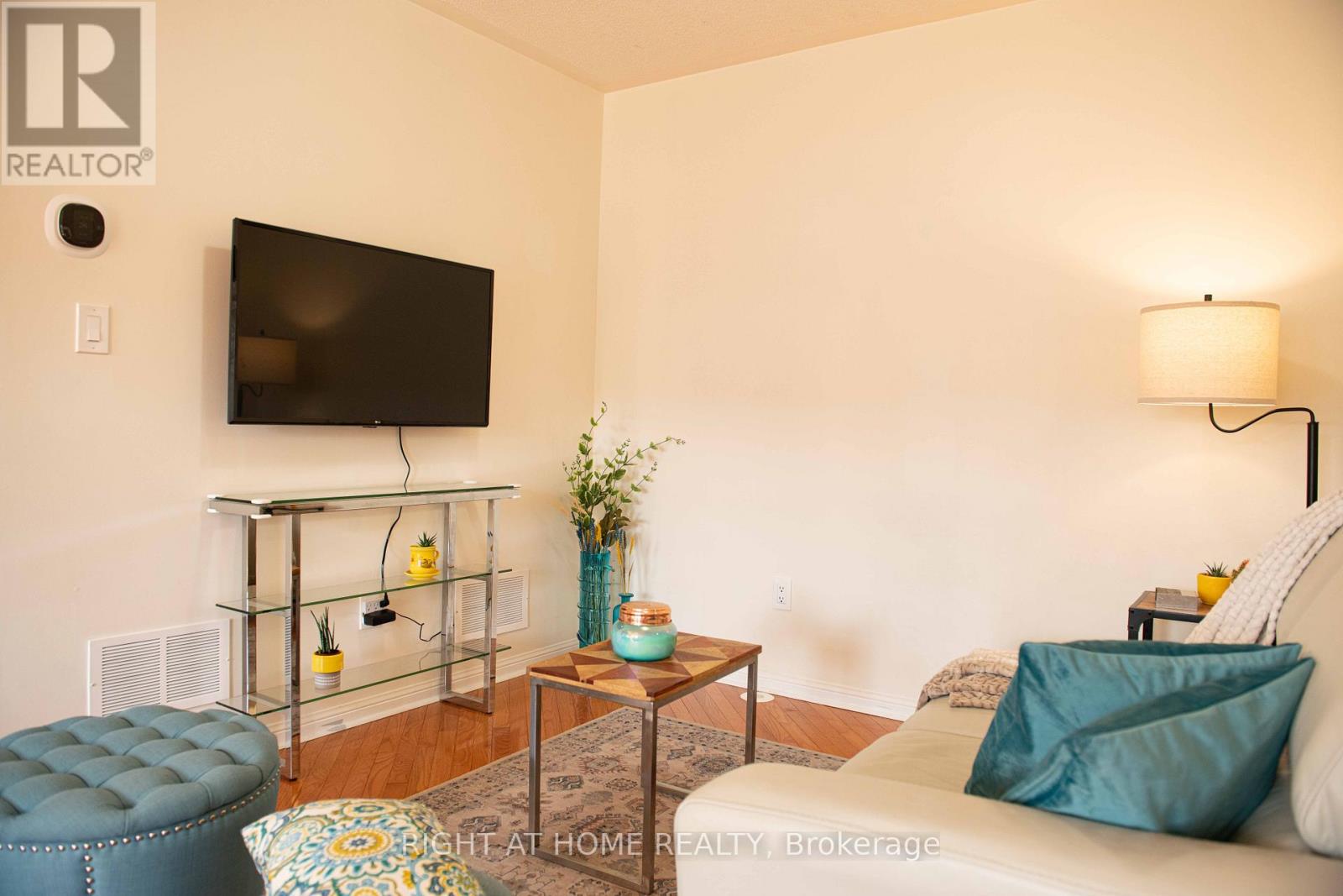 1159 Mcdowell Crescent, Milton, Ontario  L9T 6R6 - Photo 9 - W12593672