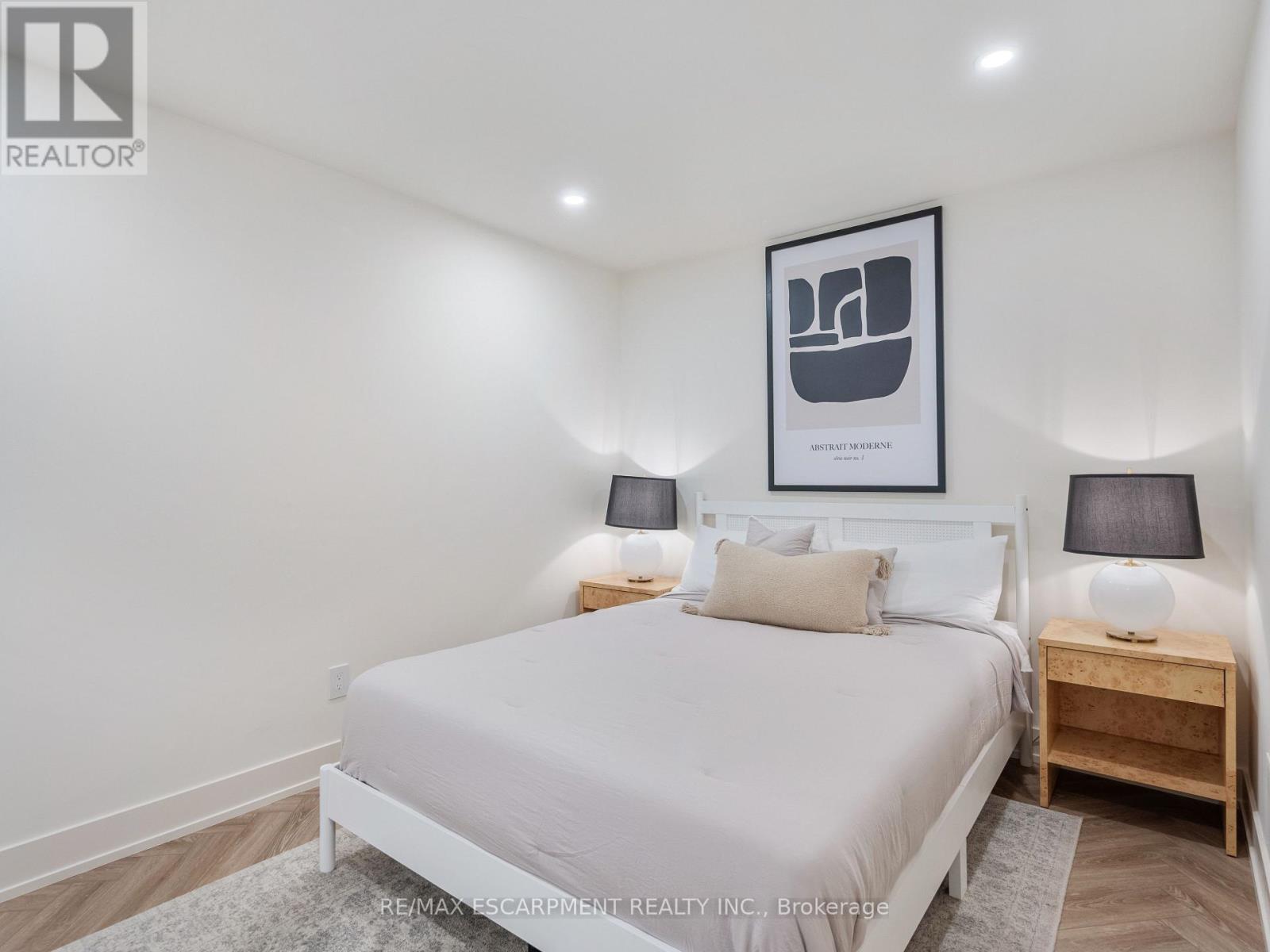 2 - 46 O'hara Avenue, Toronto, Ontario  M6K 2P8 - Photo 4 - W12593694