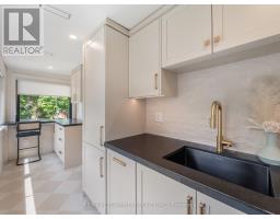 2 - 46 O'HARA AVENUE, Toronto, Ontario